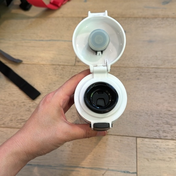 Netflix brand new water bottle never used - Picture 5 of 5